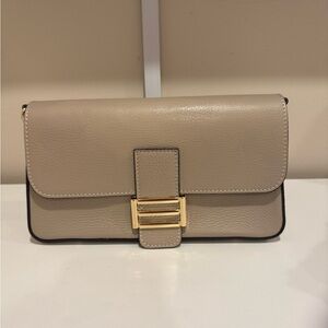 Elegant Tan Leather Clutch